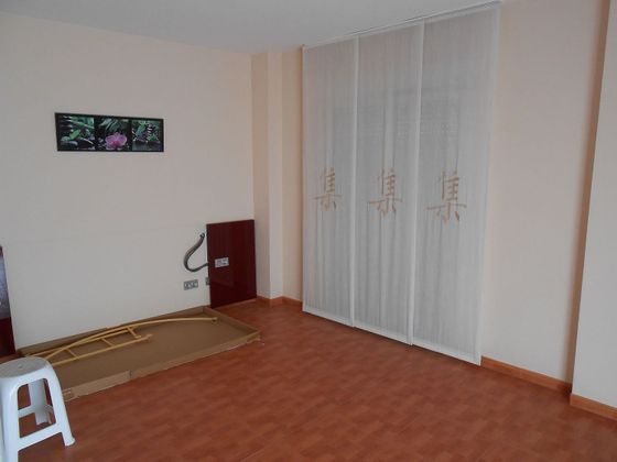 Foto 1 de Pis en venda a calle Mare de Déu del Carme de 3 habitacions amb balcó i calefacció