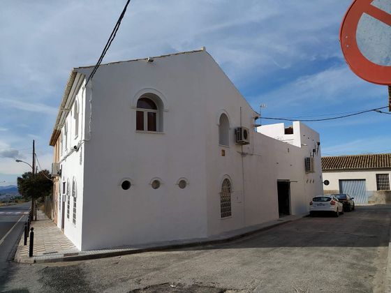 Foto 2 de Casa adossada en venda a calle San Pedro de 2 habitacions amb terrassa i calefacció