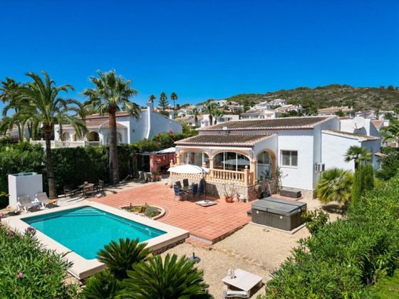 Foto 1 de Casa en venda a Benitachell/Poble Nou de Benitatxell (el) de 3 habitacions amb terrassa i piscina