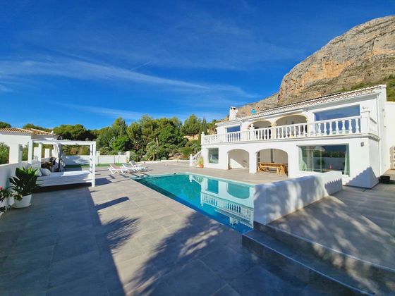 Foto 1 de Casa en venda a Montgó - Partida Tosal de 5 habitacions amb terrassa i piscina