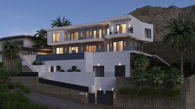 Foto 1 de Casa en venda a Cala de Finestrat de 7 habitacions amb terrassa i piscina