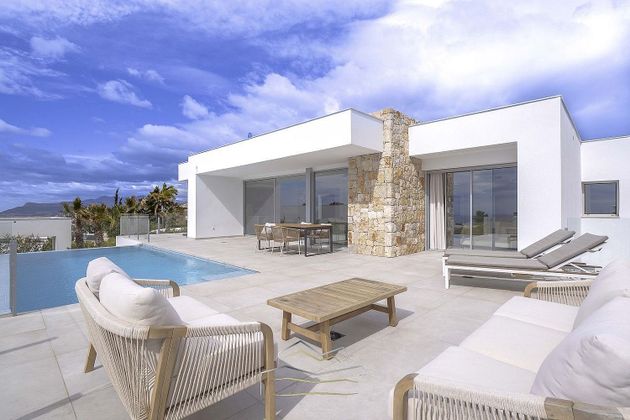 Foto 1 de Venta de chalet en Benitachell/Poble Nou de Benitatxell (el) de 4 habitaciones con terraza y piscina