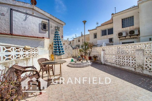 Foto 2 de Piso en venta en calle Salamanca de 2 habitaciones con terraza y garaje