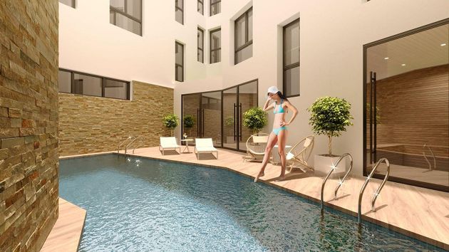 Foto 1 de Pis en venda a Mercado de 3 habitacions amb terrassa i piscina