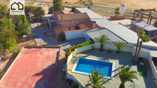 Foto 2 de Xalet en lloguer a Monóvar/Monòver de 6 habitacions amb terrassa i piscina