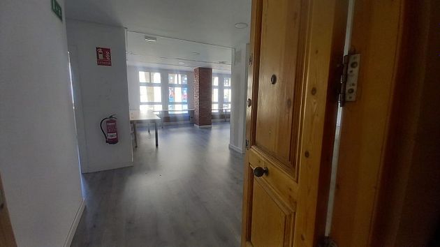 Foto 2 de Oficina en alquiler en calle Castaños de 136 m²