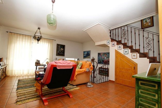 Foto 1 de Casa adosada en venta en Montesinos (Los) de 3 habitaciones con garaje y balcón