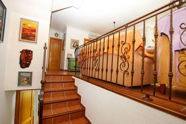 Foto 2 de Casa adosada en venta en Montesinos (Los) de 3 habitaciones con garaje y balcón