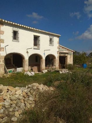 Foto 2 de Casa rural en venda a Pedreguer de 4 habitacions amb terrassa