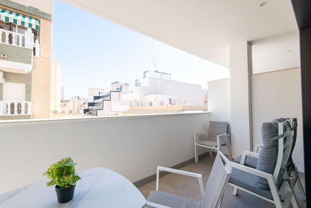 Foto 2 de Piso en venta en rambla Juan Mateo García de 3 habitaciones con terraza y piscina