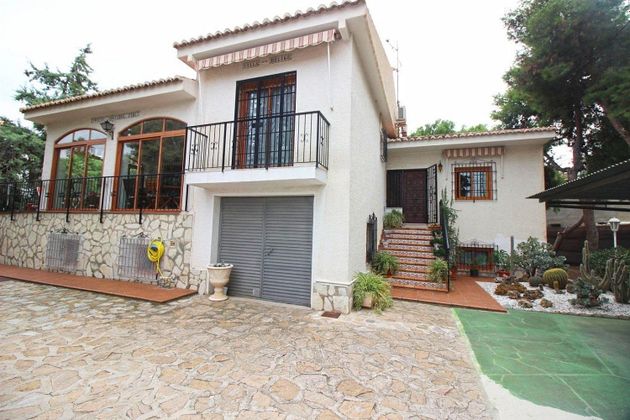 Foto 1 de Xalet en venda a San Juan de Alicante/Sant Joan d´Alacant de 7 habitacions amb terrassa i piscina