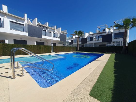 Foto 1 de Estudi en venda a calle Comunidad Catalana amb terrassa i piscina