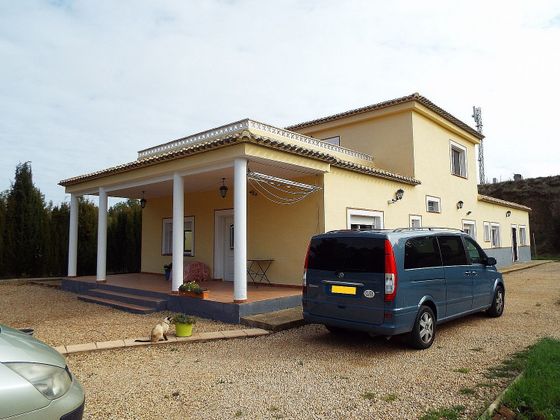 Foto 2 de Casa en venda a Zarra de 6 habitacions amb terrassa i piscina