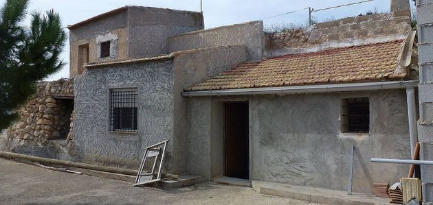 Foto 2 de Casa rural en venta en Abanilla de 3 habitaciones con garaje