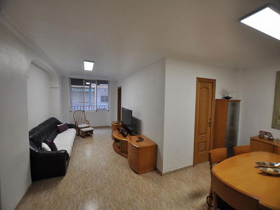 Foto 2 de Venta de piso en Villena de 3 habitaciones con aire acondicionado y ascensor