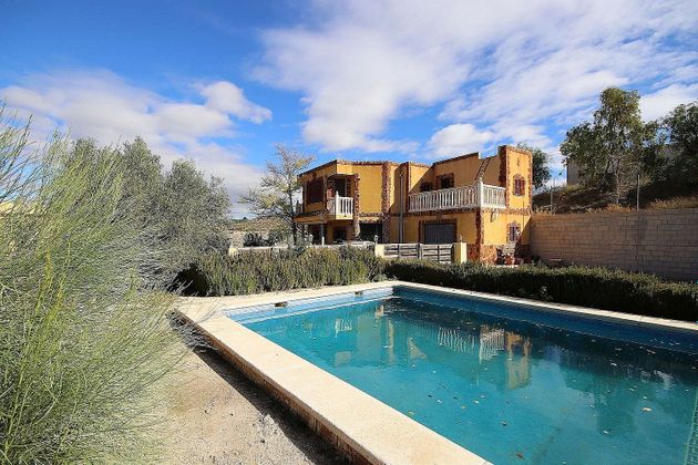 Foto 1 de Casa en venda a Monóvar/Monòver de 7 habitacions amb piscina