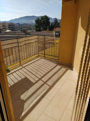 Foto 1 de Pis en venda a Monóvar/Monòver de 3 habitacions amb terrassa i ascensor