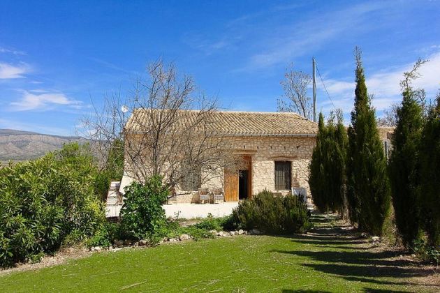 Foto 1 de Casa rural en venda a Jumilla de 5 habitacions amb terrassa i piscina