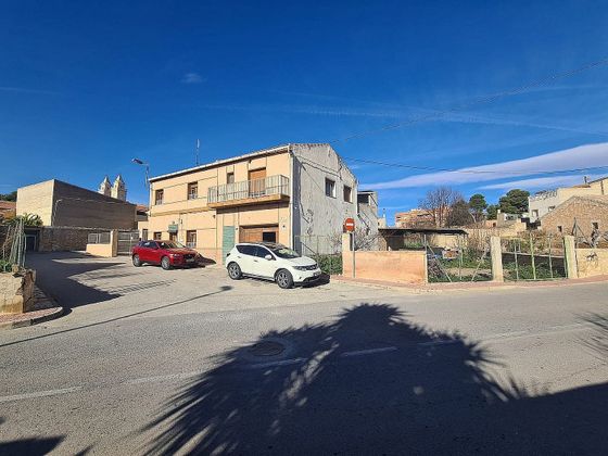 Foto 2 de Casa adossada en venda a Algueña de 6 habitacions amb piscina