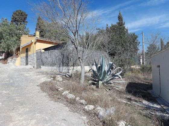 Foto 1 de Casa en venda a Algueña de 6 habitacions amb piscina i garatge