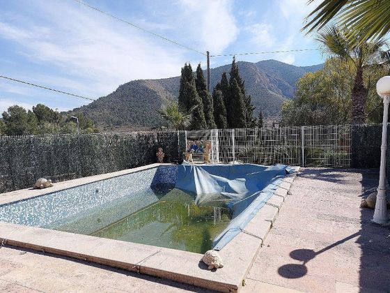 Foto 2 de Casa en venda a Algueña de 6 habitacions amb piscina i garatge