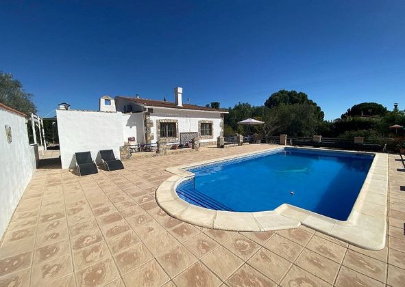 Foto 1 de Casa en venda a Sax de 5 habitacions amb terrassa i piscina