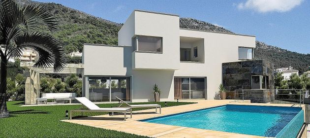 Foto 1 de Casa en venda a Pinós de 3 habitacions amb terrassa i piscina