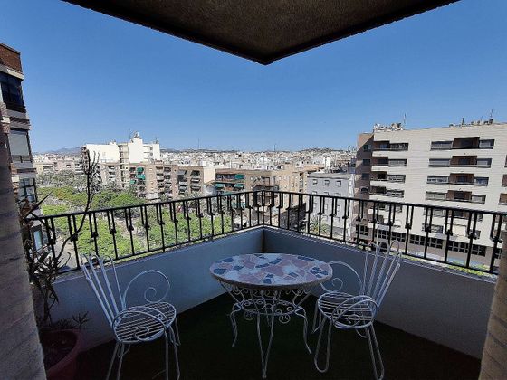 Foto 1 de Pis en venda a Centro - Elche de 4 habitacions amb terrassa i aire acondicionat