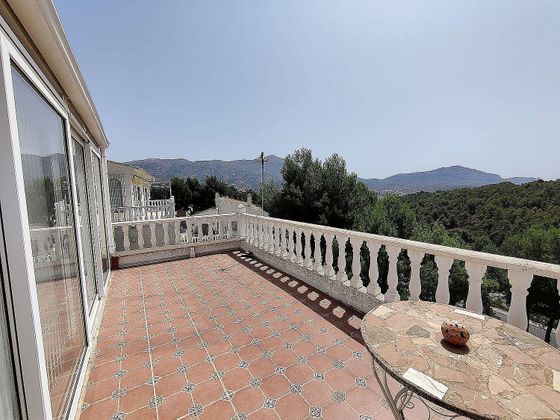 Foto 2 de Casa en venda a Tibi de 3 habitacions amb terrassa i piscina