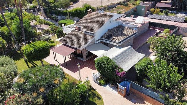 Foto 2 de Casa en venda a Carrús Est - Camí dels Magros de 5 habitacions amb terrassa i piscina