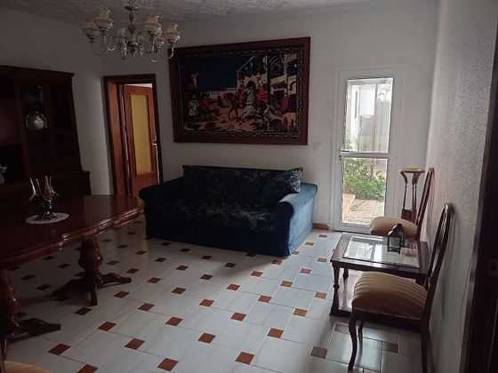 Foto 2 de Casa adossada en venda a Monóvar/Monòver de 3 habitacions i 115 m²