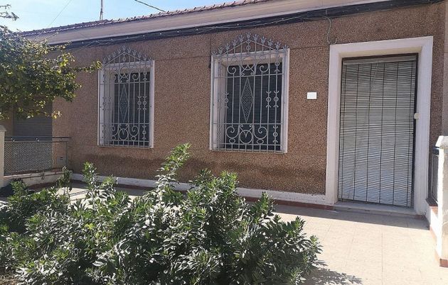 Foto 1 de Casa adosada en venta en Montesinos (Los) de 4 habitaciones con garaje