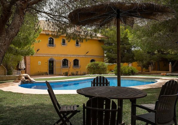 Foto 2 de Casa rural en venda a Ciudad Quesada de 5 habitacions amb piscina i aire acondicionat