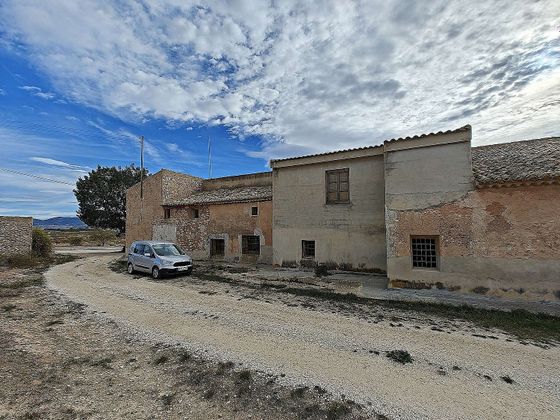 Foto 2 de Casa rural en venda a Pinós de 6 habitacions i 850 m²