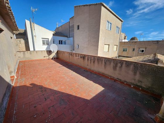 Foto 2 de Venta de casa adosada en Salinas de 5 habitaciones con terraza