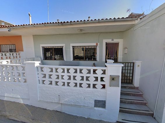 Foto 1 de Casa adossada en venda a Hondón de los Frailes de 4 habitacions amb terrassa i piscina