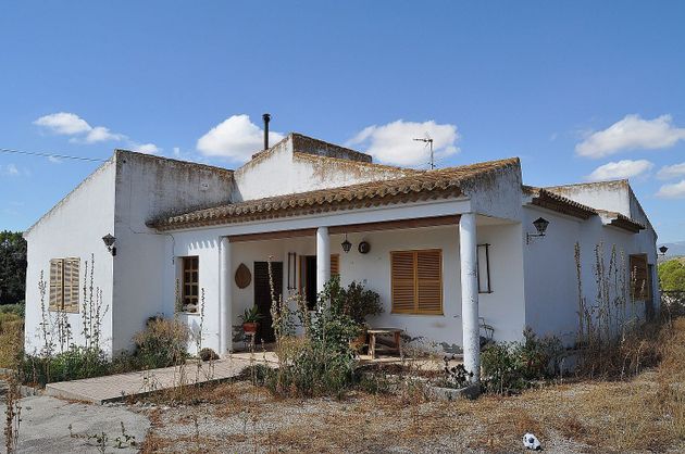 Foto 1 de Casa rural en venda a Calasparra de 4 habitacions amb piscina i garatge