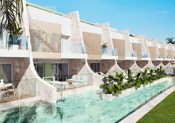 Foto 1 de Dúplex en venda a ronda De Levante de 3 habitacions amb terrassa i piscina