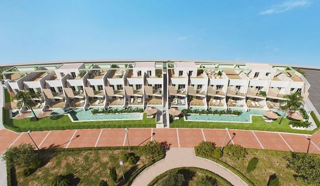 Foto 2 de Dúplex en venda a ronda De Levante de 3 habitacions amb terrassa i piscina