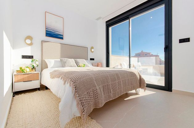 Foto 2 de Xalet en venda a calle La Herrada de 3 habitacions amb terrassa i piscina