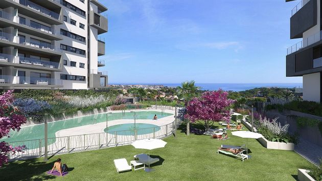 Foto 2 de Pis en venda a calle Miguel de Unamuno de 3 habitacions amb terrassa i piscina