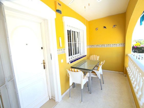 Foto 2 de Casa en venda a calle Golda Meir de 3 habitacions amb terrassa i piscina
