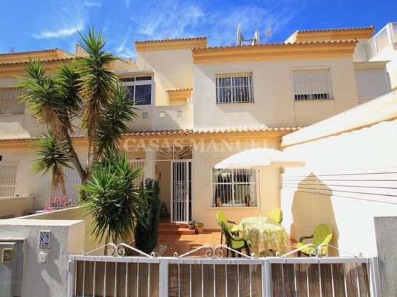 Foto 1 de Venta de casa en Dehesa de Campoamor - La Regia - Aguamarina de 3 habitaciones con terraza y piscina