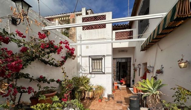 Foto 1 de Casa en venda a Sagra de 4 habitacions amb terrassa i jardí