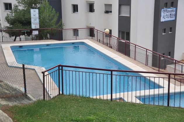 Foto 1 de Piso en venta en Cala de Finestrat de 1 habitación con terraza y piscina