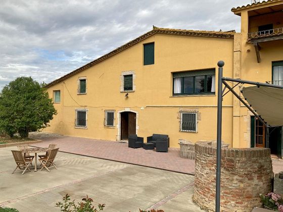 Foto 2 de Xalet en venda a Cassà de la Selva de 7 habitacions amb terrassa i piscina