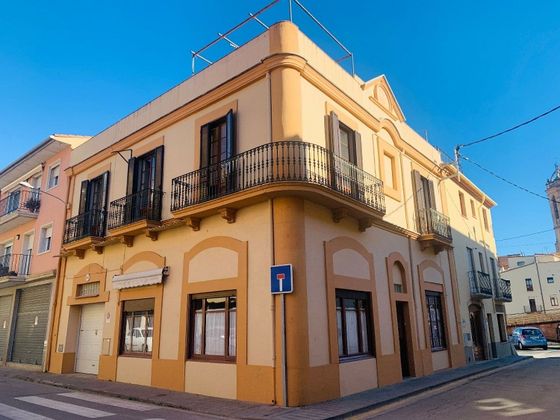 Foto 2 de Casa adossada en venda a calle Del Pont de 7 habitacions amb terrassa i garatge