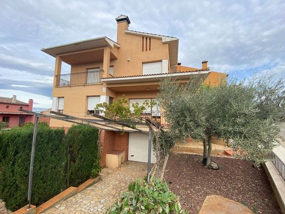 Foto 1 de Casa en venda a calle Cardenal Vidal i Barraquer de 6 habitacions amb terrassa i piscina