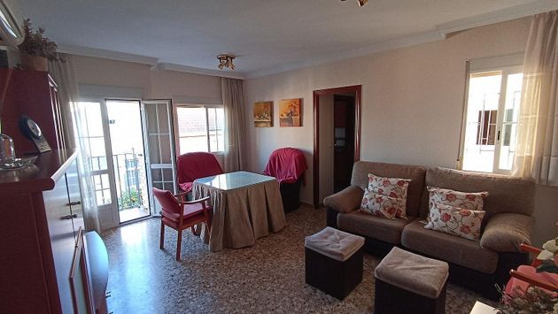 Foto 1 de Casa en venda a Sagunto - Edisol de 4 habitacions amb terrassa i balcó