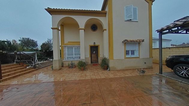 Foto 1 de Chalet en venta en Cerro Muriano de 4 habitaciones con terraza y piscina
